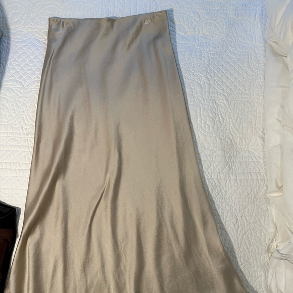 Quince washable silk midi skirt champagne - Picture 2 of 4